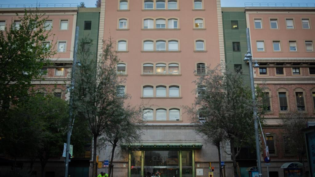 Fachada principal del Hospital Clínic de Barcelona