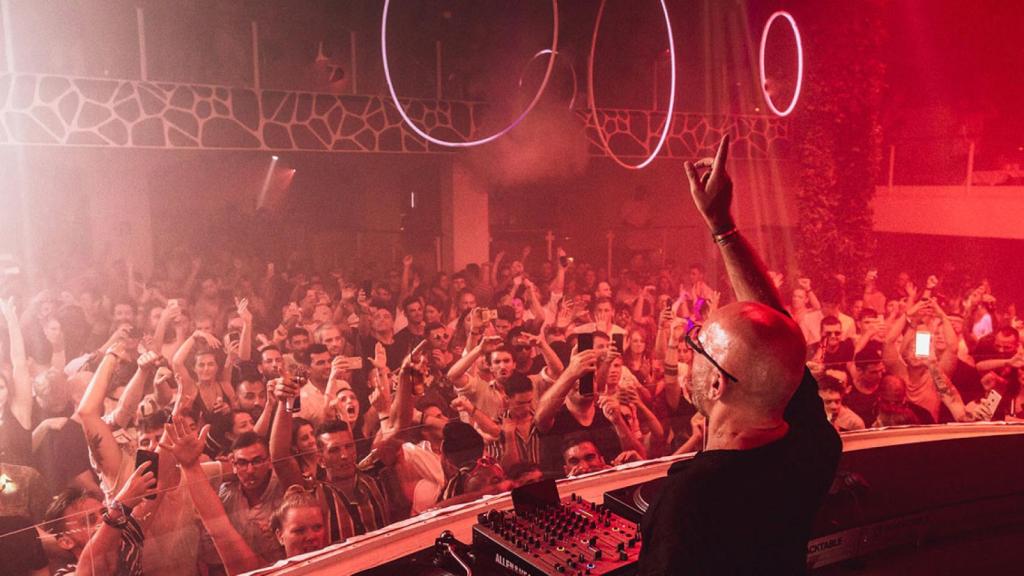 Una fiesta en Pachá Ibiza