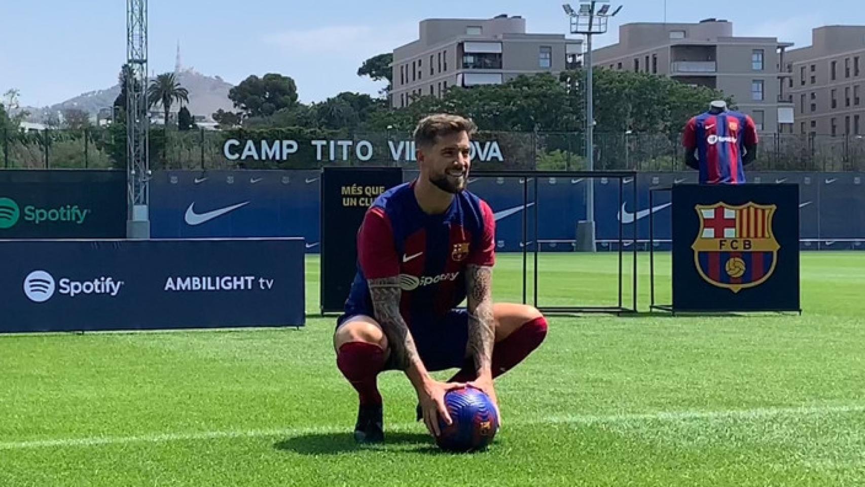 Iñigo Martínez, durante su presentación como nuevo jugador del Barça