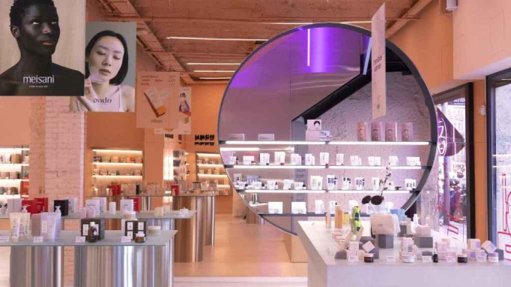 Interior de la tienda MiiN Cosmetics en Barcelona / CEDIDA