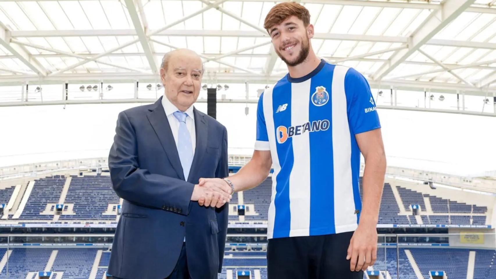 El Oporto anuncia el fichaje de Nico González