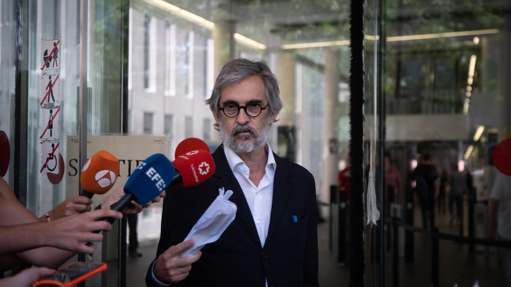 Cristóbal Martell, abogado de Dani Alves, en la Ciudad de la Justicia