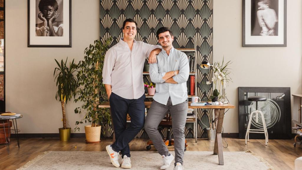 Nacho Bautista (i.) y Adrián Bautista (d.), cofundadores de Fundeen