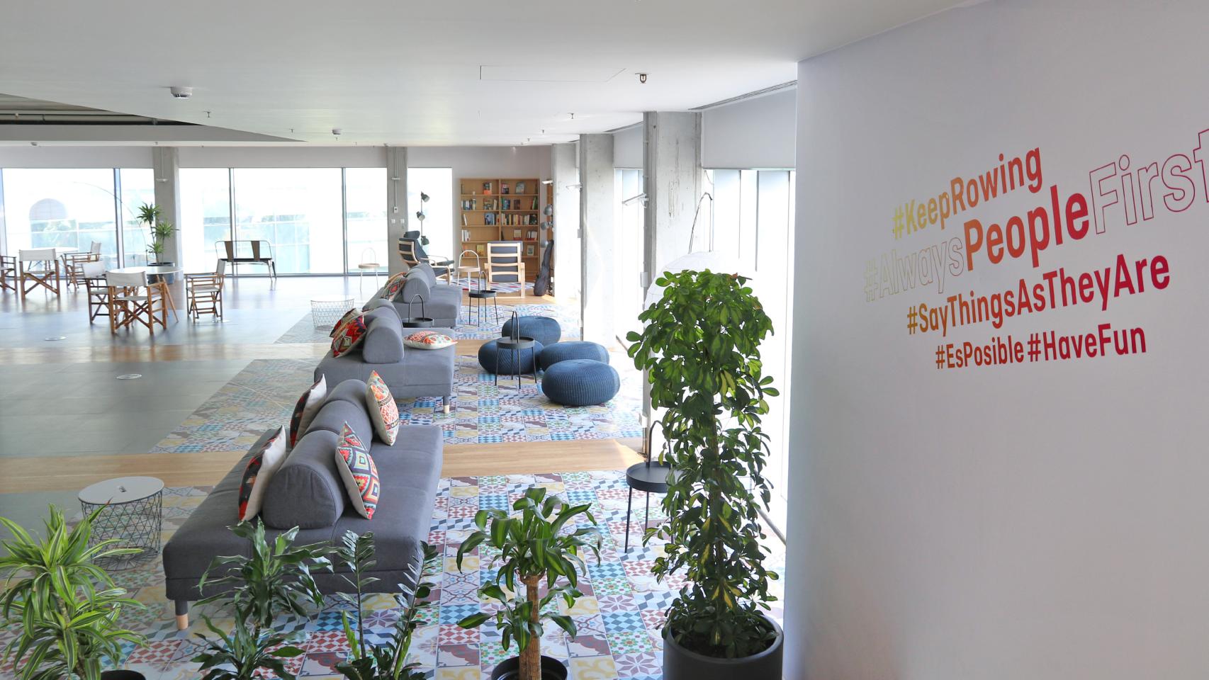 Imagen de las oficinas centrales de Holaluz en Barcelona