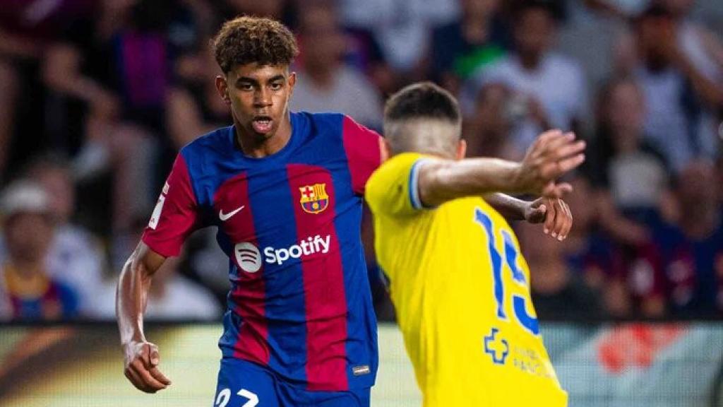 Lamine Yamal en el partido ante el Cadiz