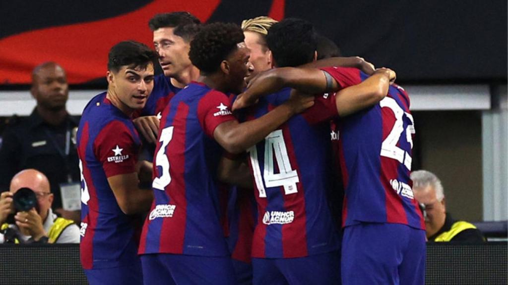 Los futbolistas del Barça festejan el triunfo contra el Real Madrid en Dallas