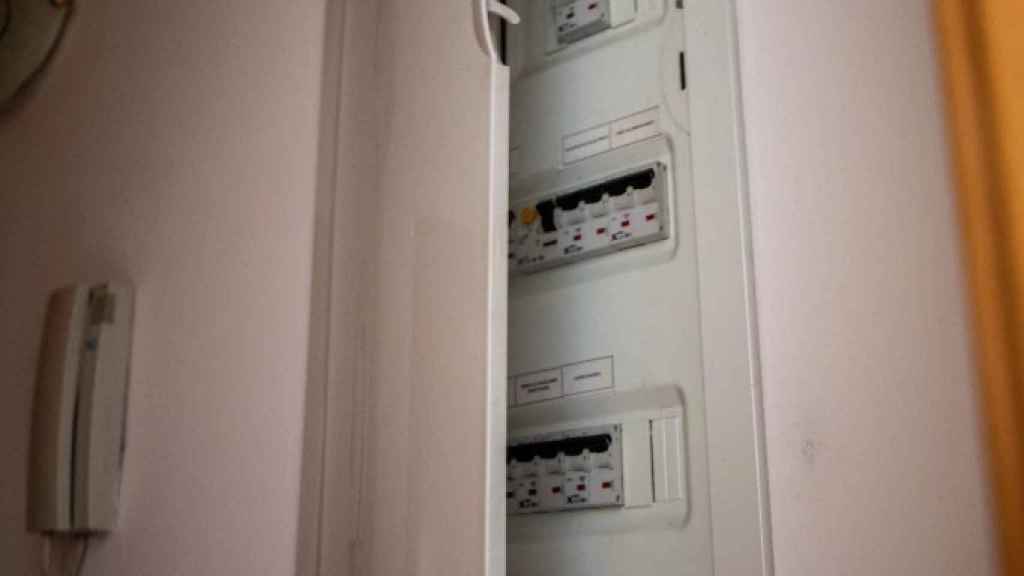 Un contador de luz en una imagen de archivo / GALA ESPÍN