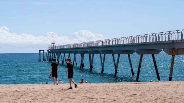 Pont del petroli / GALA ESPÍN