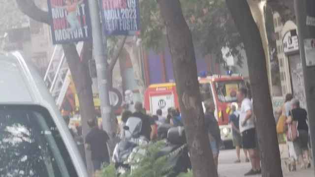 Incendio en el centro de Barcelona este martes por la mañana / CEDIDA