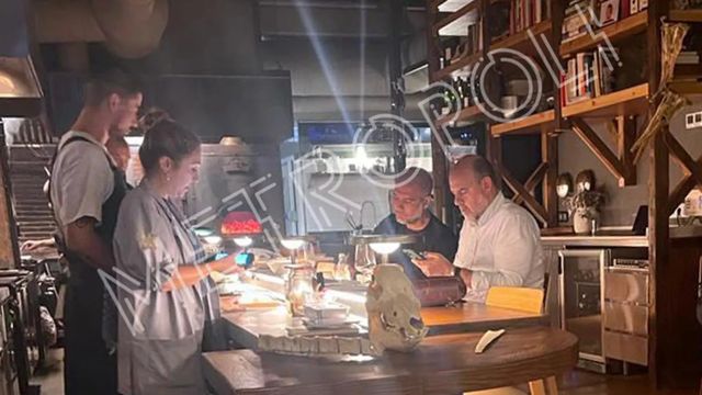 Jordi Basté y Pep Guardiola comiendo juntos en el Ultramarinos de Barcelona / CEDIDA