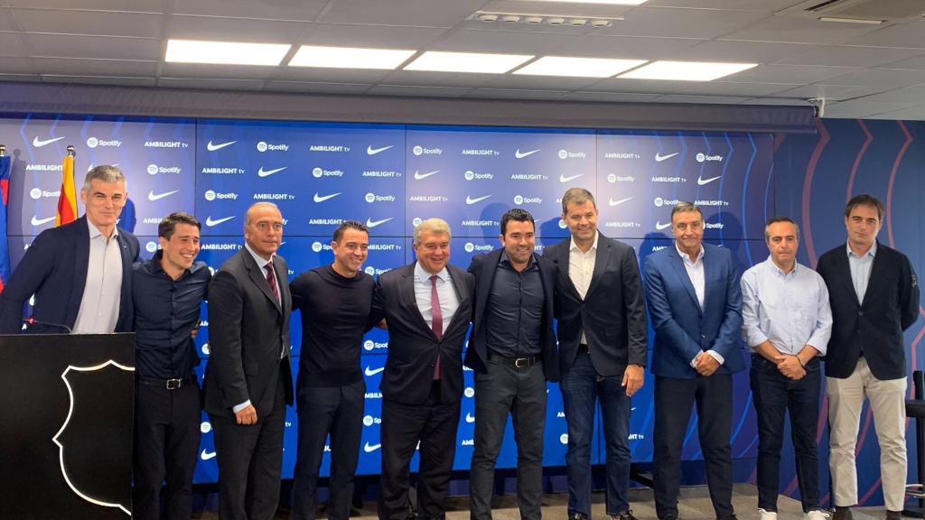 Masip, Bojan, Yuste, Xavi, Laporta, Deco, Soler, Alexanko, Araujo y Carbó componen el nuevo organigrama deportivo del Barça en septiembre de 2023