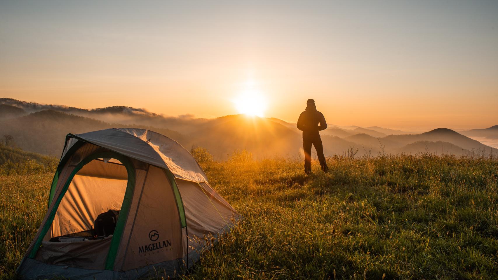 Atardecer / Tienda de campaña