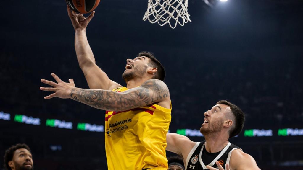 La canasta de Willy Hernangómez en el triunfo del Barça contra el Partizan