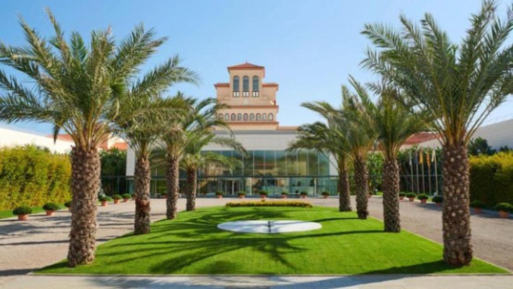 Le Méridien Ra Beach Hotel & Spa