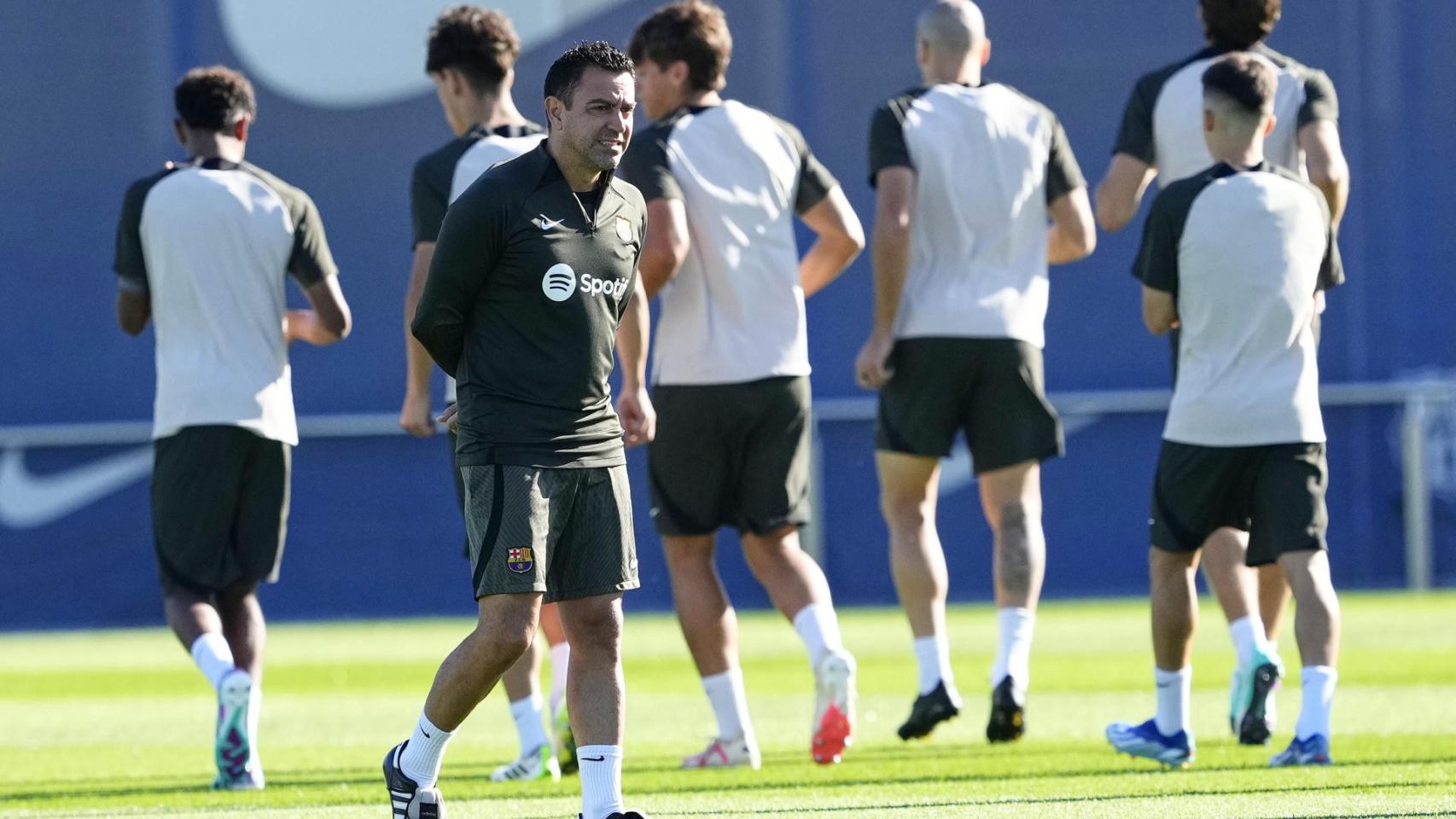 Xavi Hernández, durante un entrenamiento con el FC Barcelona