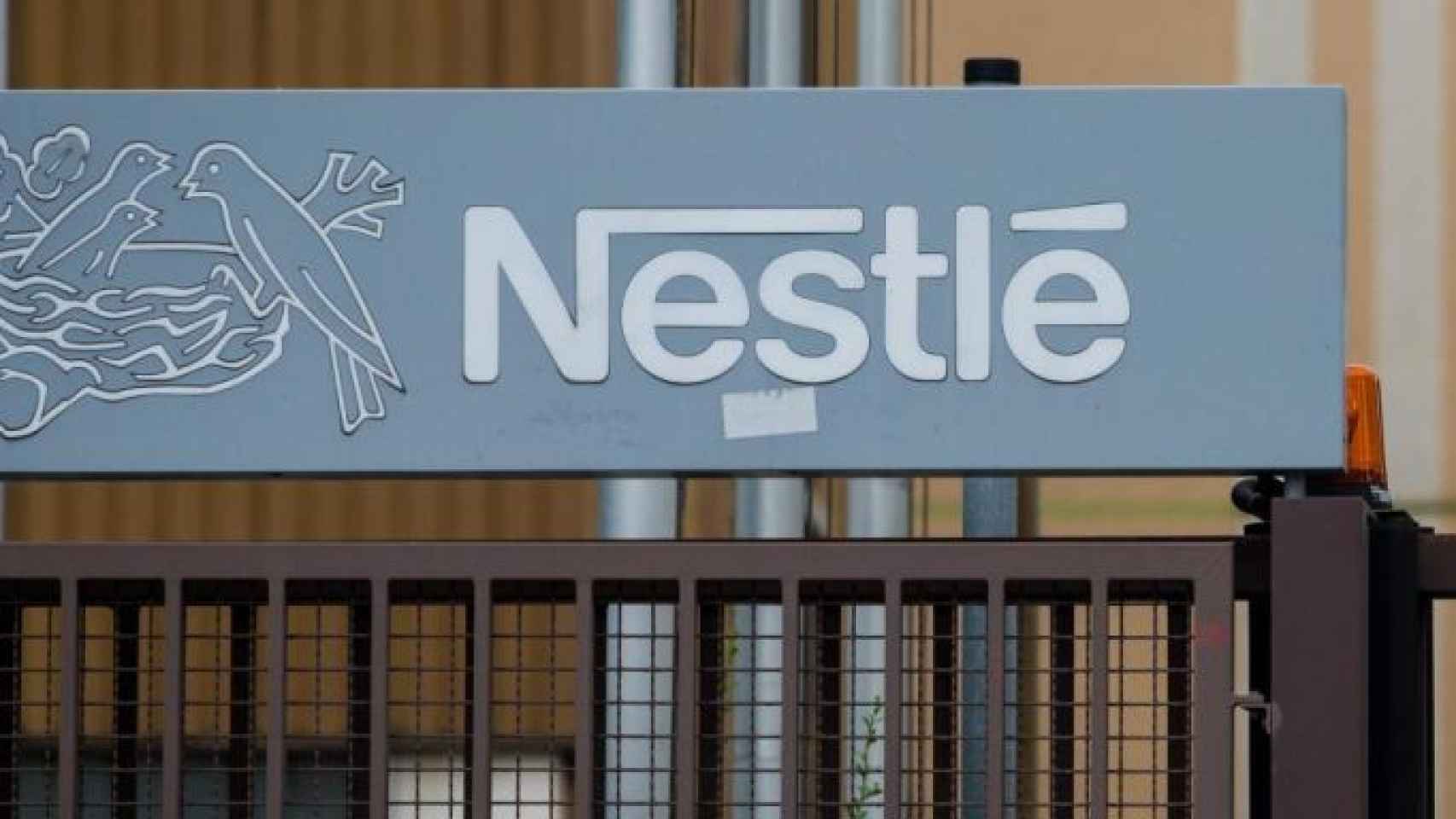 Nestlé arranca un ERE para 300 trabajadores en España: Esplugues, afectada por los ceses