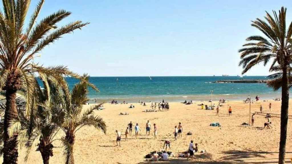 Imatge d'arxiu de la platja del Somorrostro de Barcelona