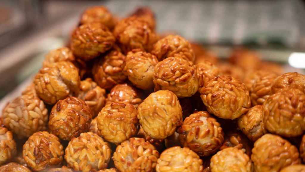 Panellets en una imagen de archivo