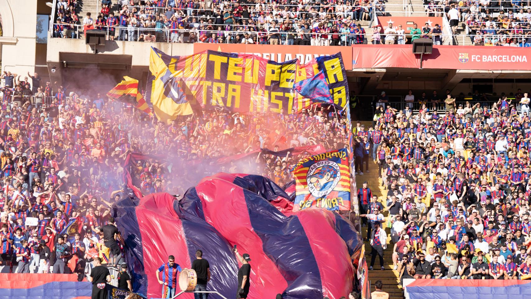 Grada de Animació en el clásico Barça - Real Madrid