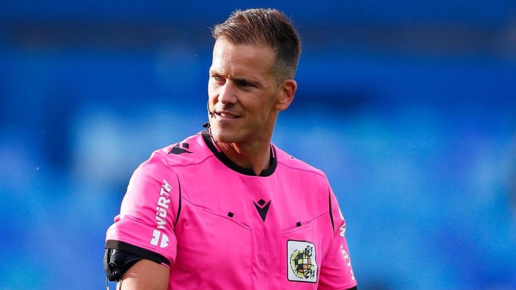 Juan Luis Pulido Santana, árbitro de la Liga, en una imagen de archivo