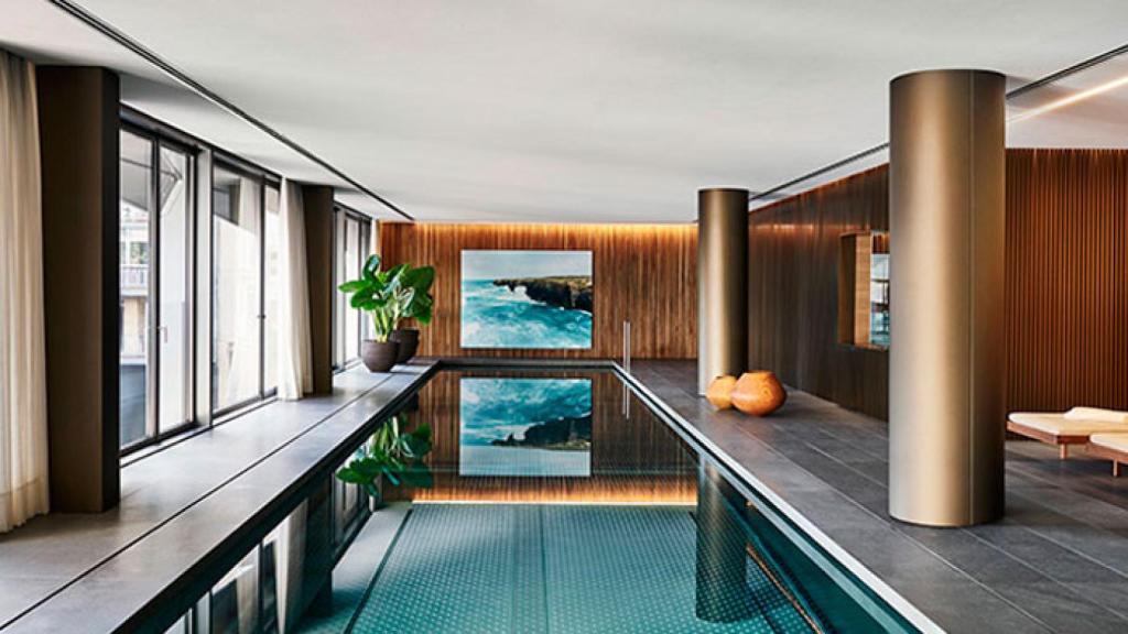 La zona de piscina de la promoción Francesc Macià 10