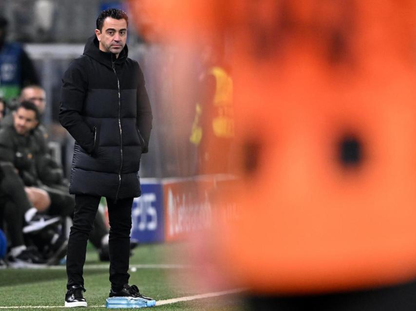 Xavi Hernández, preocupado en Hamburgo