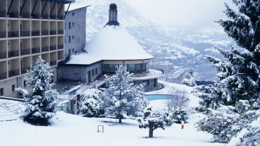 Parador de Vielha nevado