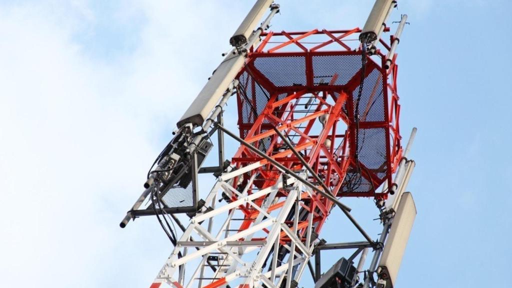Una antena de telefonía
