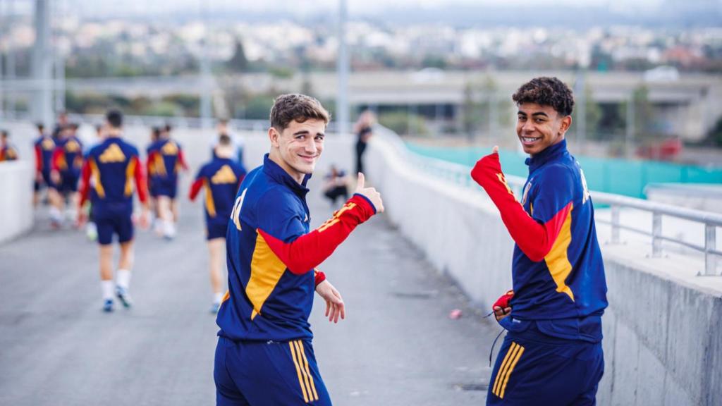 Gavi y Lamine Yamal, en la concentración de la selección española