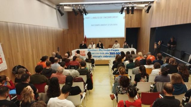 Un centenar de vecinos estafados con el cobro ilegal de honorarios reunidos para decidir cómo reactivar la lucha