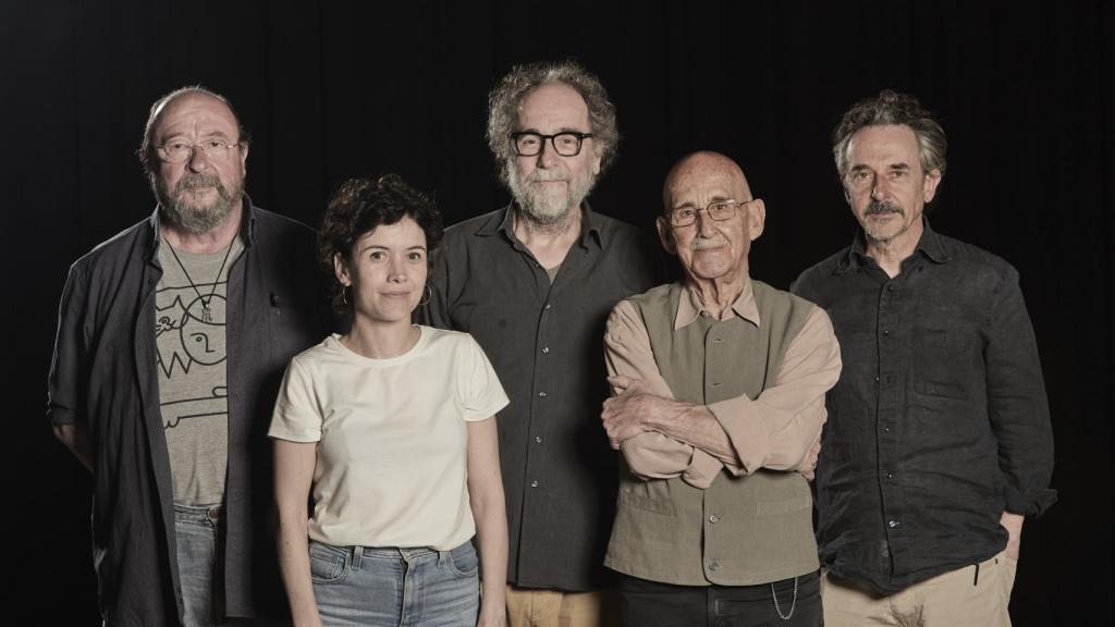 Sanchis Sinisterra y el equipo de 'El lector por horas'