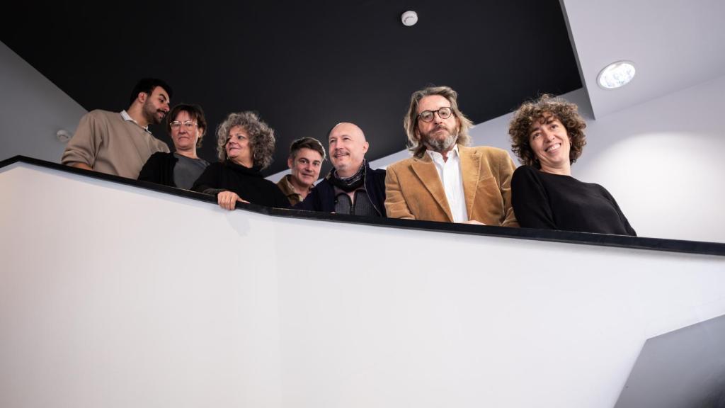 Ramon Madaula y el equipo de la obra 'Conqueridors'