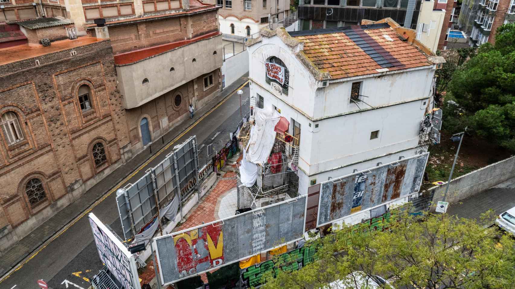 Casa Okupa El kubo y  La ruina