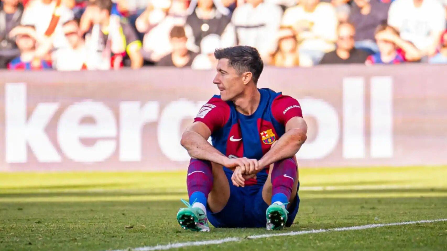 Lewandowski reclamó un claro penalti en Vallecas