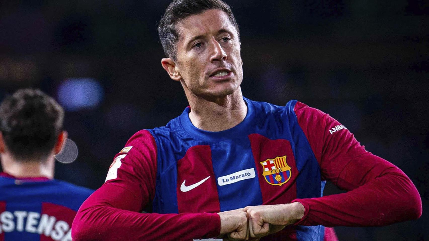 Lewandowski celebra su gol contra el Girona