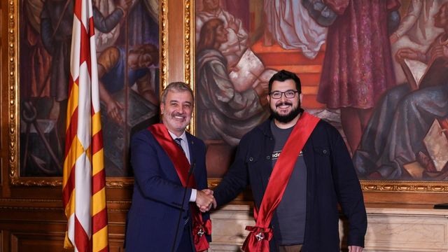 Pau Gonzàlez (BComú) vuelve a ser concejal de Barcelona tras la marcha de Jordi Martí al Ministerio de Cultura