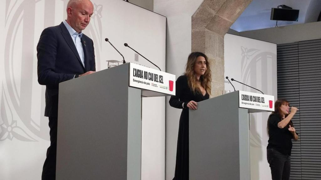 El 'conseller' de Acción Climática de la Generalitat, David Mascort, y la portavoz del Govern, Patrícia Plaja