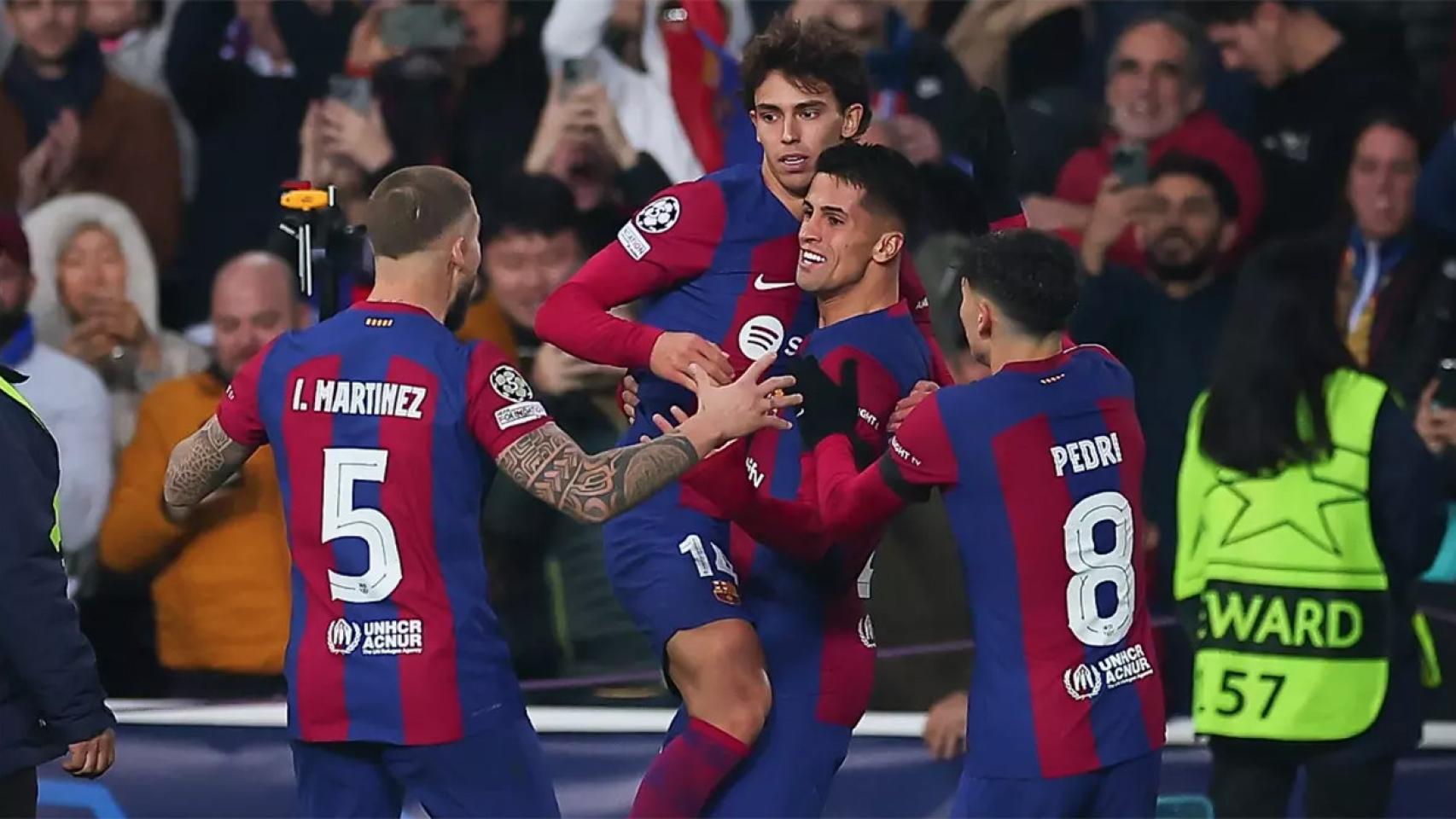 El Barça, celebrando un gol de Joao Félix contra el Oporto