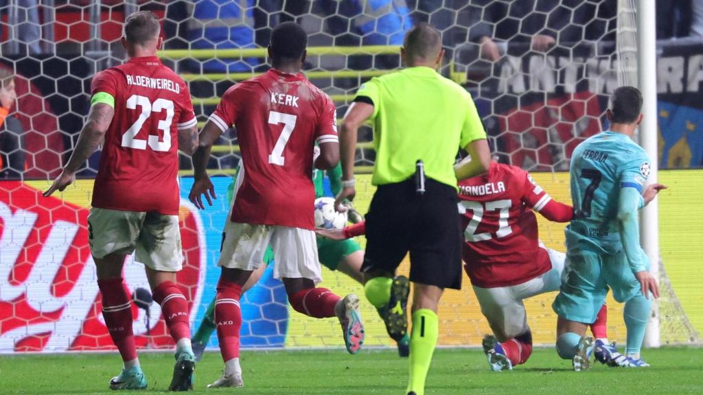 Ferran Torres, en la jugada del empate del Barça