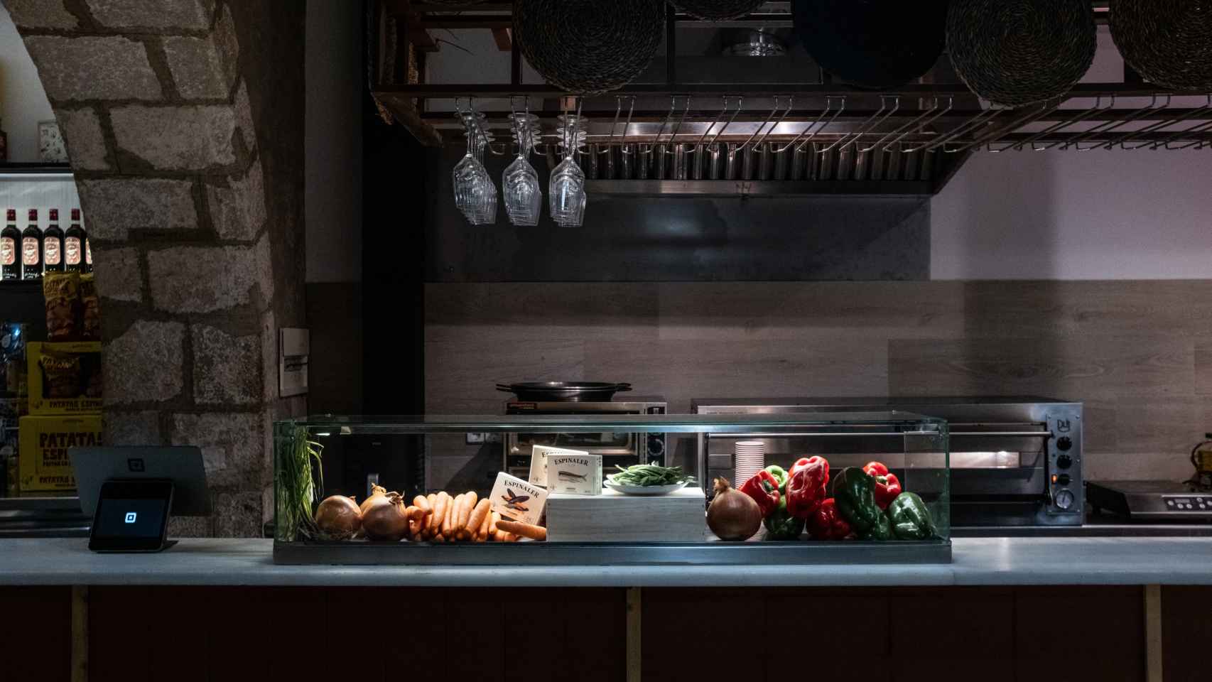 Parada de Born 14, el mercado gastronómico de la calle Flassaders