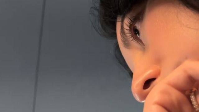 Captura de pantalla del vídeo compartido por la influencer