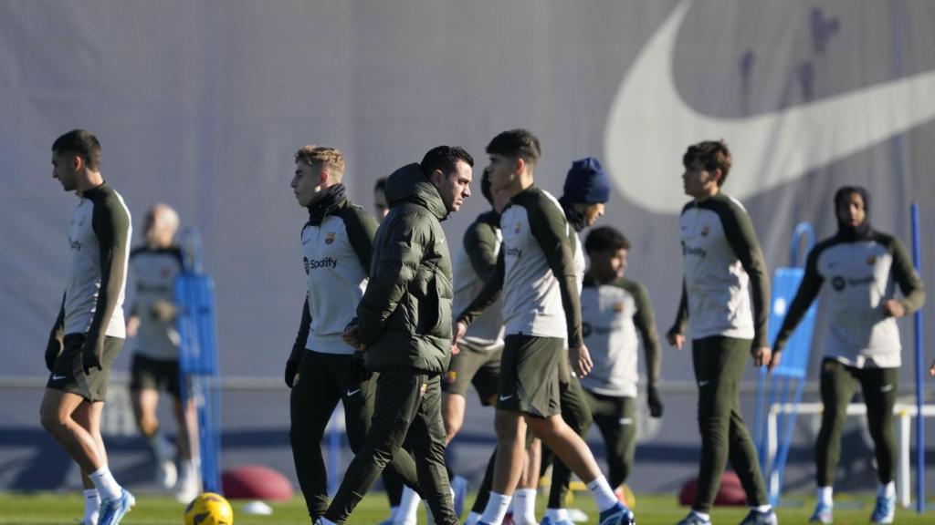 Xavi Hernández, durante un entrenamiento del Barça esta temporada 2023-24