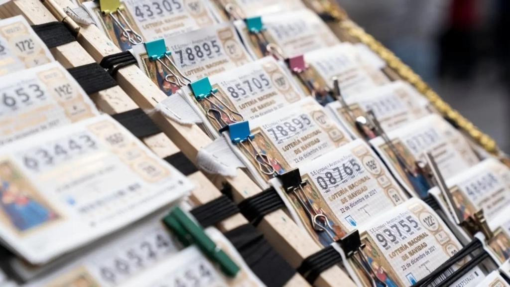 Décimos de la lotería de Navidad.jpg