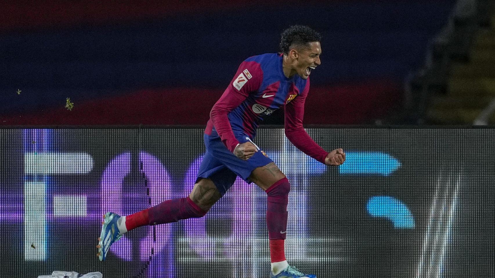 Raphinha celebra su gol al Almería
