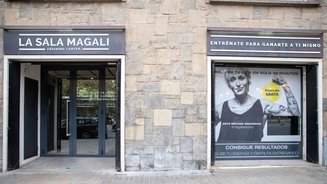 Exterior de la Sala Magali