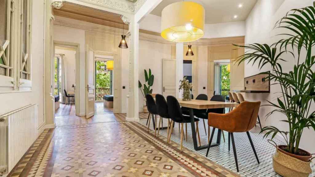 Imatge de l'interior d'un coliving a Barcelona