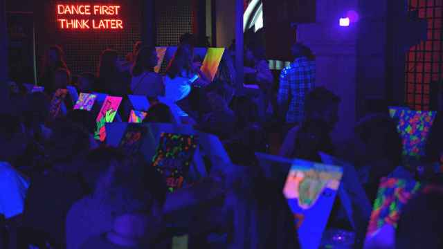Taller inmersivo Paint in the Dark en Barcelona