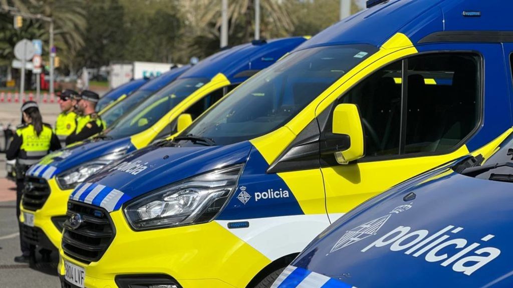 Vehículos de la Guardia Urbana en Barcelona