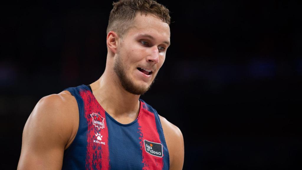 Tadas Sedekerskis, en un partido con el Baskonia