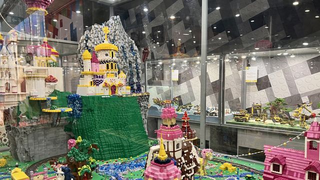 Exposición más grande de Europa de Lego en el Centro Comercial SOM Multiespai
